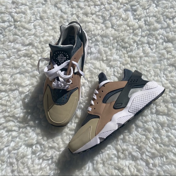 Nike Huarache OG Escape - Picture 2 of 6